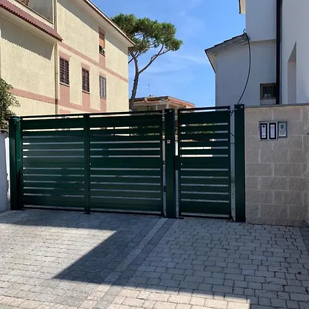 Surf And Windsurfer House Διαμέρισμα Άντζιο