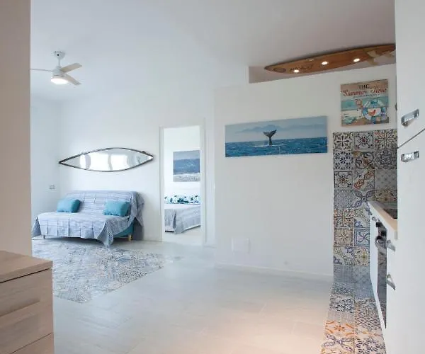 Surf And Windsurfer House