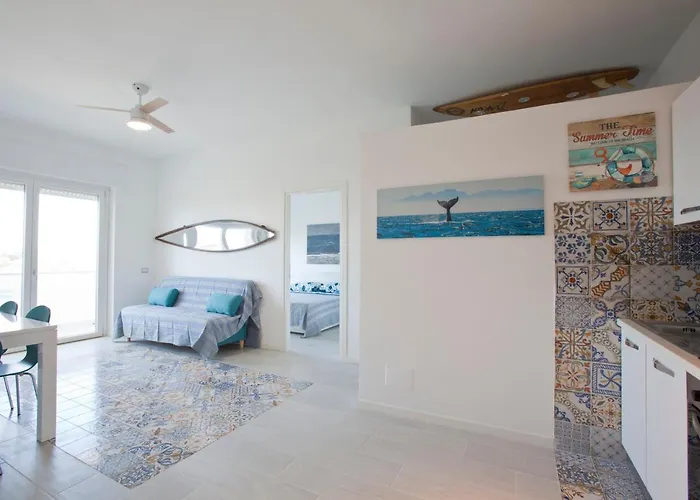 Surf And Windsurfer House * Anzio