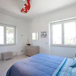 Surf&windsurfer House * Anzio
