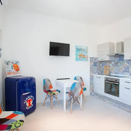 Surf And Windsurfer House * Anzio