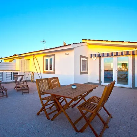Surf And Windsurfer House Apartment