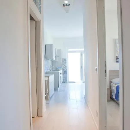 Surf&windsurfer House * Anzio