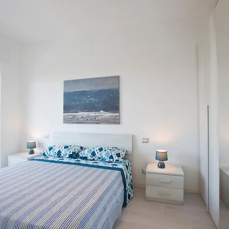 Surf And Windsurfer House Anzio