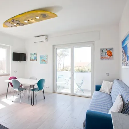 Surf And Windsurfer House Anzio