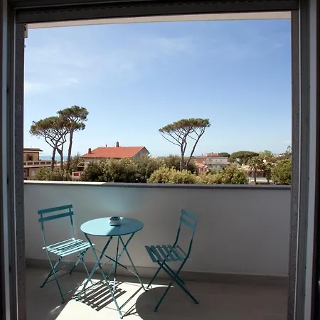 Surf&windsurfer House Anzio