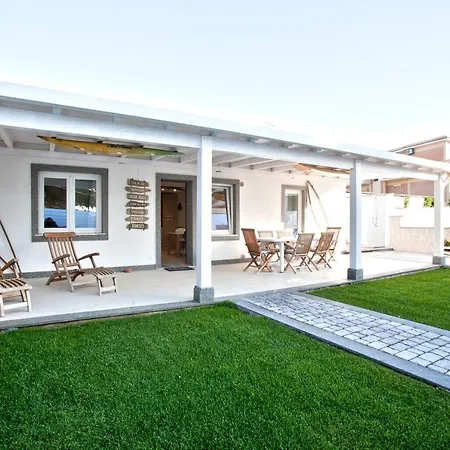Surf And Windsurfer House Apartment
